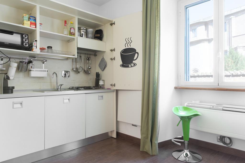 Apartament Casa Enriqueta Rzym Pokój zdjęcie